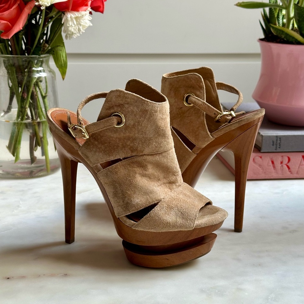 Jessica Simpson Tan Suede Heels with Wood Platform